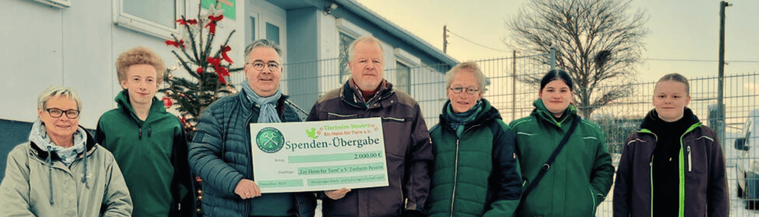 Scheckübergabe Stefan Dresing an das Tierheim Beuern